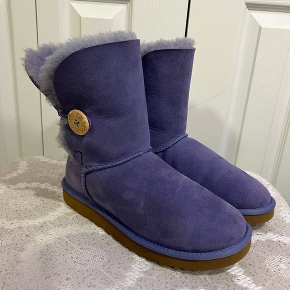 Ugg Boots Never Worn, Purple with One Button - Picture 2 of 8